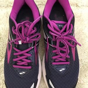 Brooks Women’s Running shoe size 7